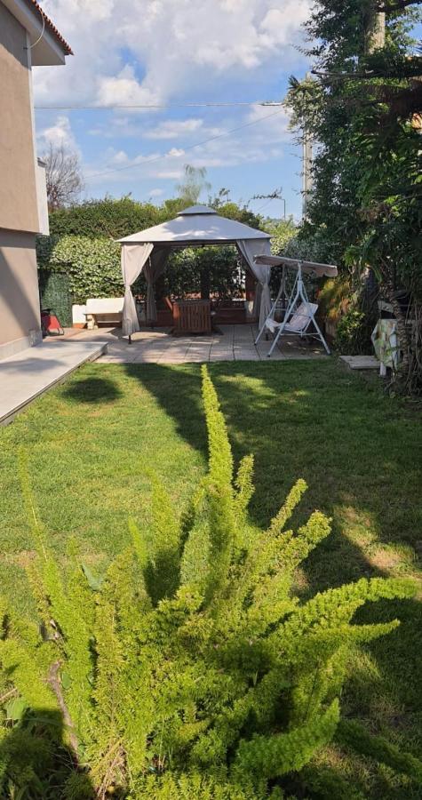 La Casa Di Barry Bed & Breakfast Pozzuoli Ngoại thất bức ảnh